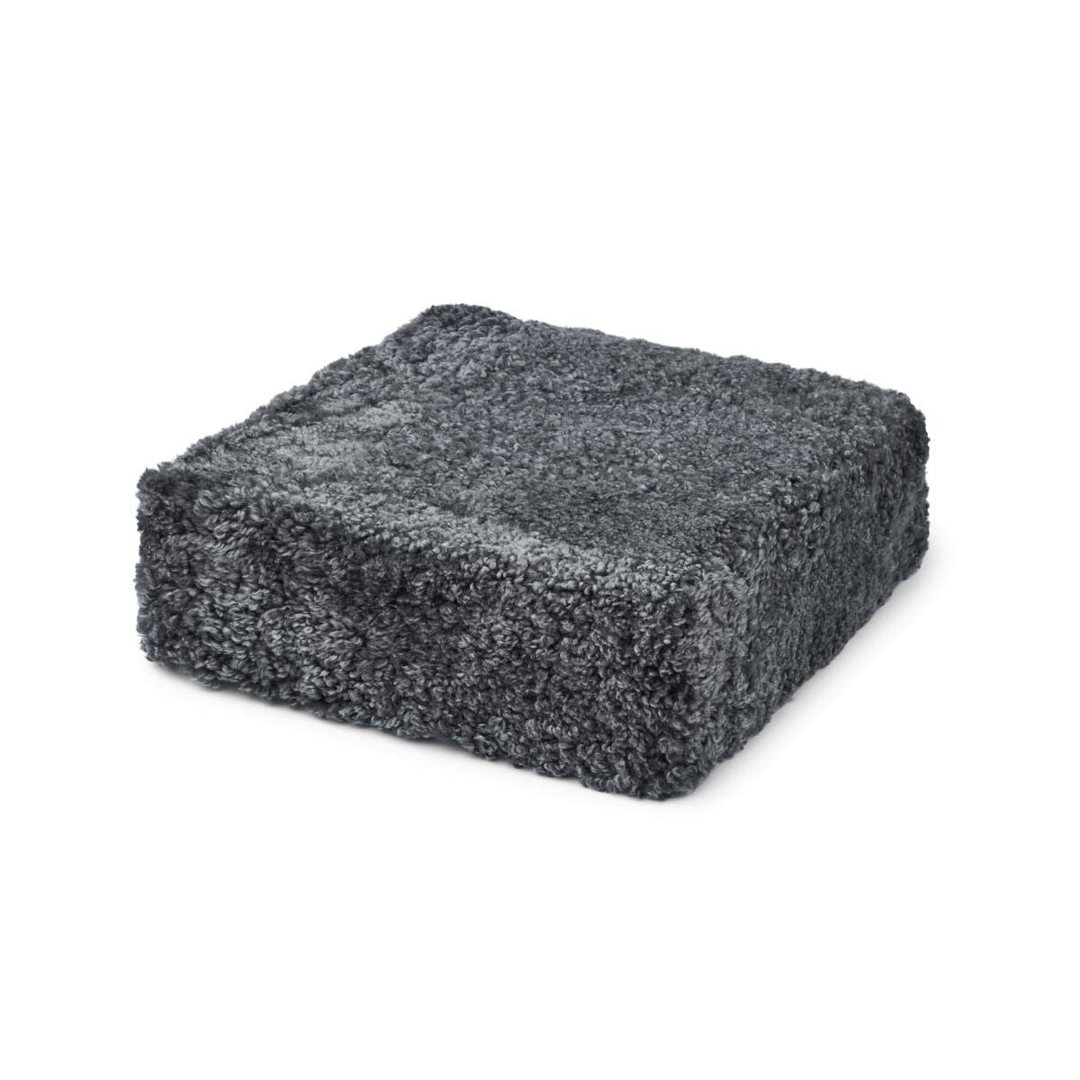 Puff | Korthåret | New Zealand | 40x40x13 cm Grå