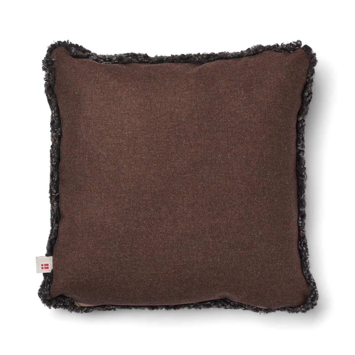 Classic Collection | Ullpute | Korthåret | 52x52 cm | 34x52 cm Brun / Mørkebrun