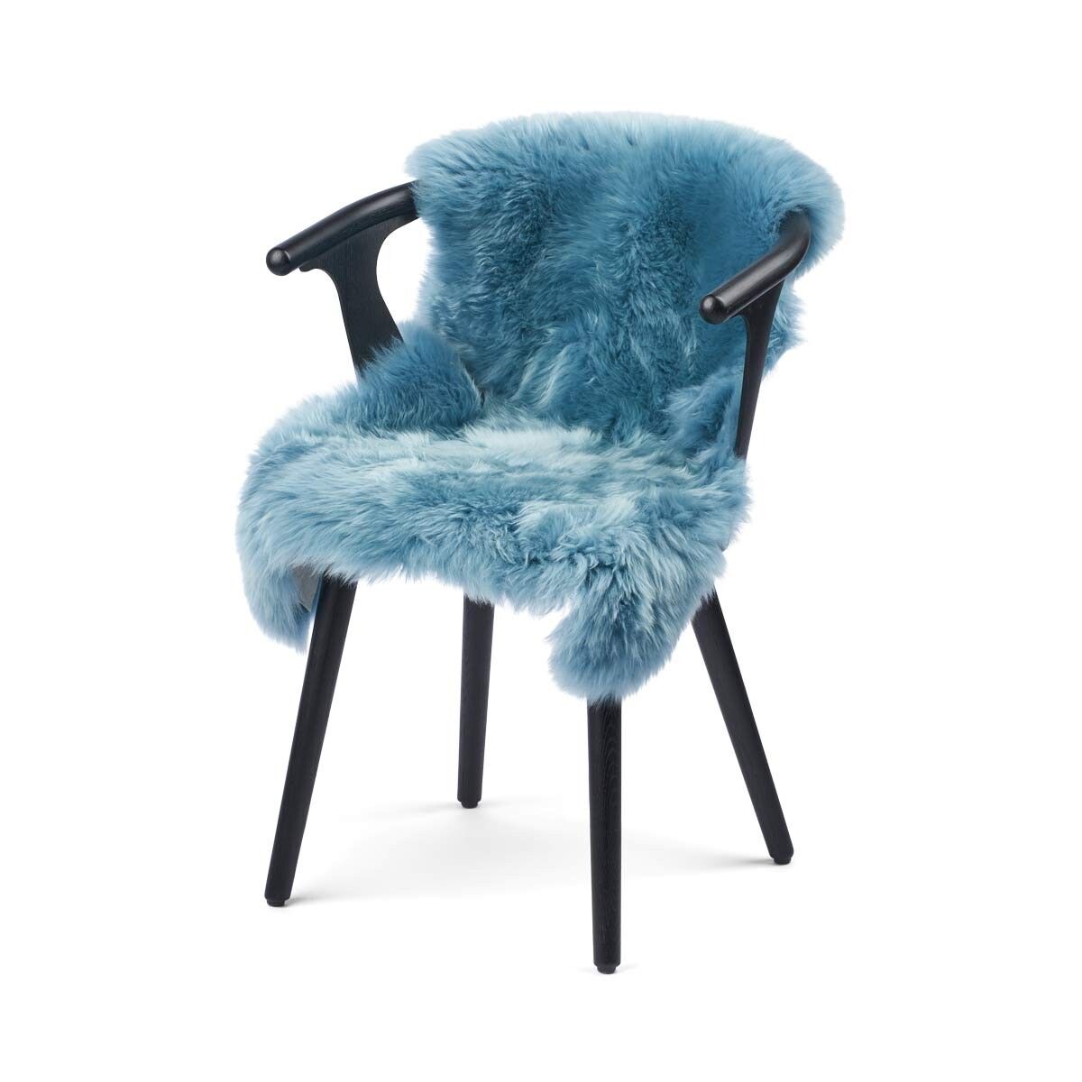 Langt saueskinn i ull 100 cm Smoke Blue