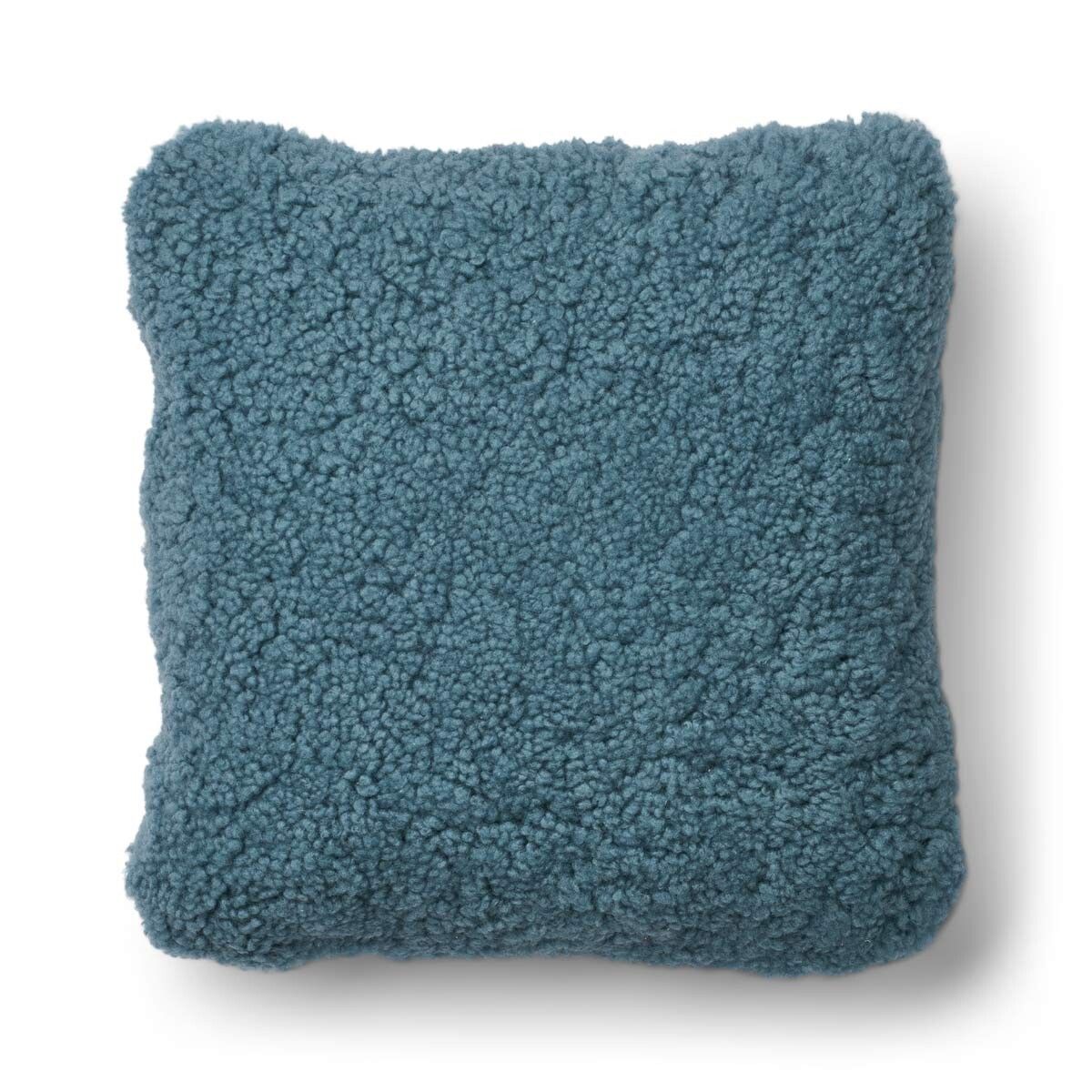 Pute i kort ull av saueskinn Smoke Blue