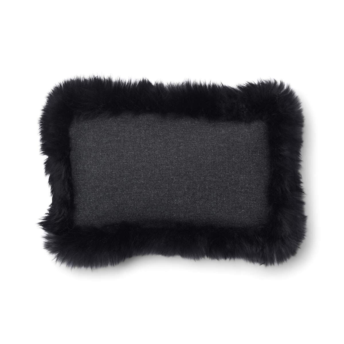 Classic Collection | Ullpute | Langhåret | Dobbeltsidig | 52x52 cm | 34x52 cm Koksgrå / Svart