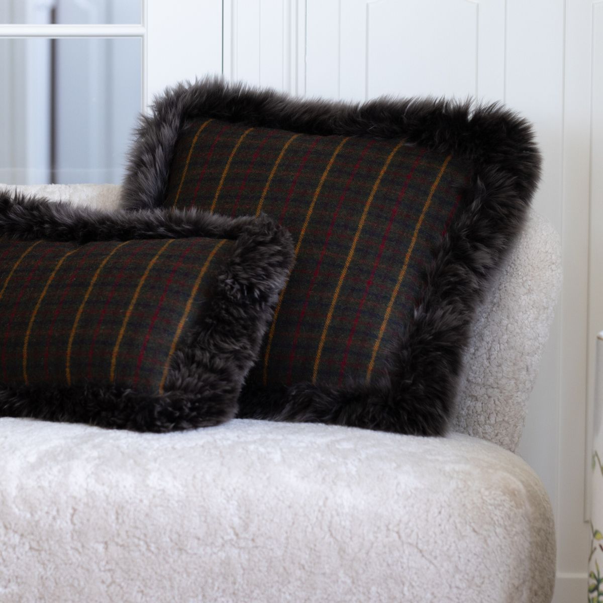 Checked Collection | Ullpute | Langhåret | 52x52 cm Kakao – Mørkebrun / Lysebrun