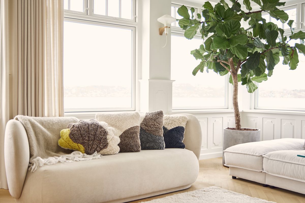 Pute i kort ull av saueskinn