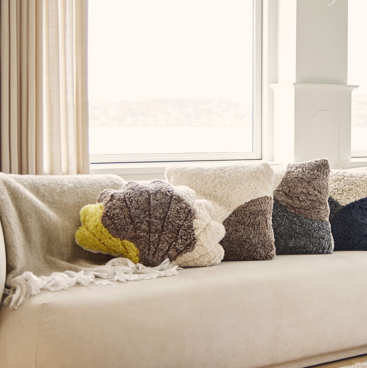 Pattern shell saueskinnpute | Korthåret | New Zealand Gul / Lysebrun / Beige