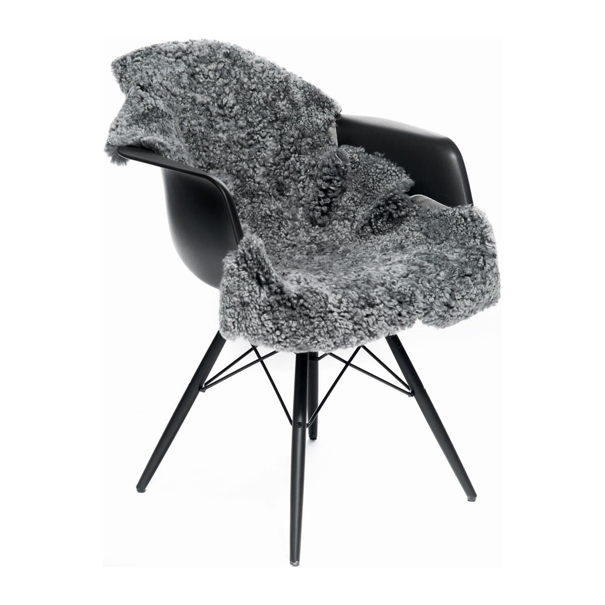 Saueskinn | Korthåret | New Zealand | 115x60 cm Lys Grå