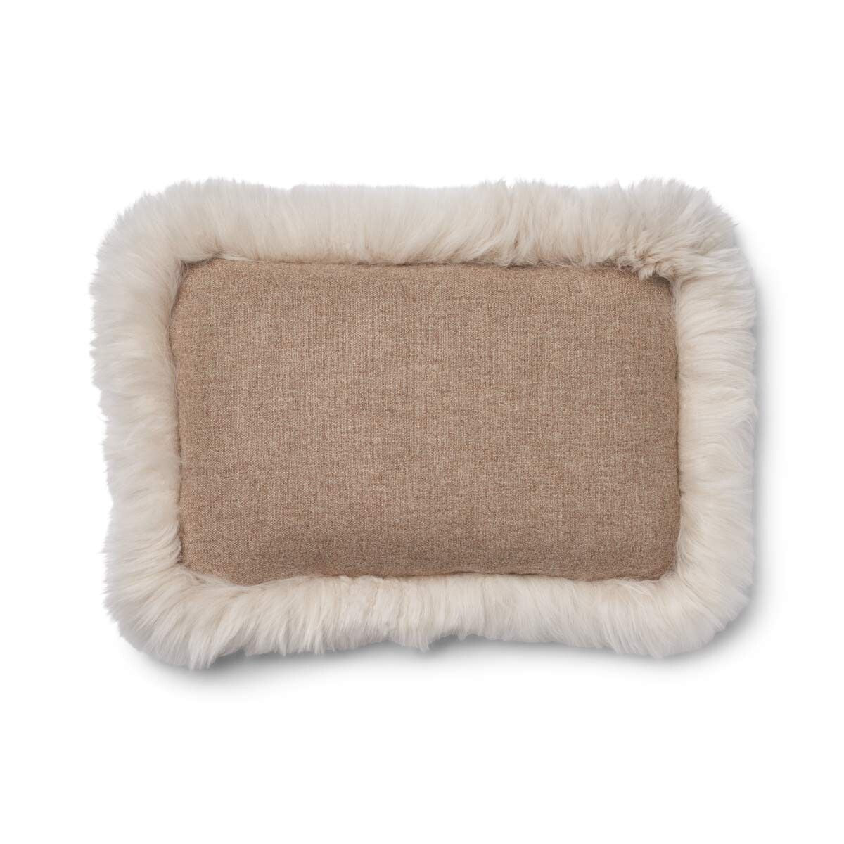 Pute i saueskinn av lang ull Beige/lin