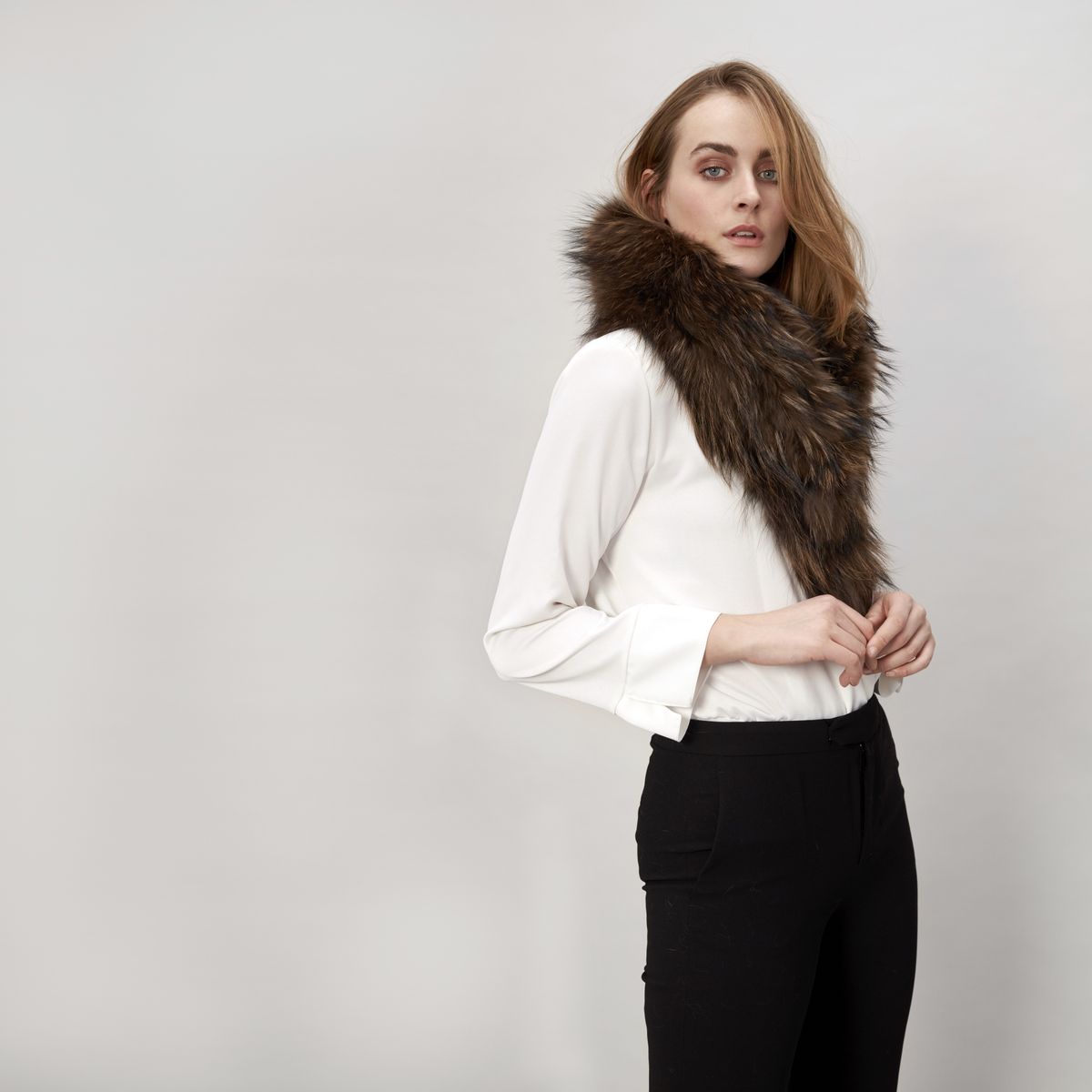 Klara Deluxe pelskrage Gråbrun