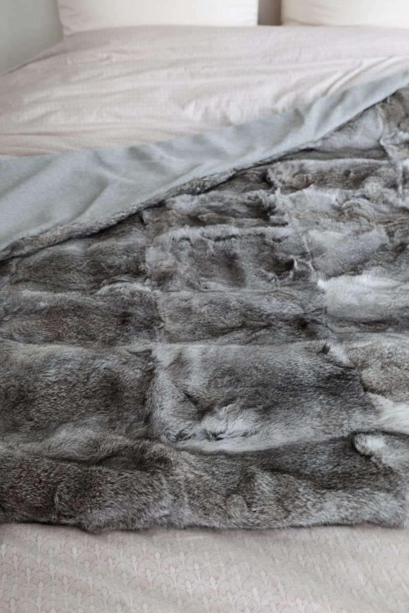 Pelspledd | Kanin | 120x180 cm Naturlig Grå