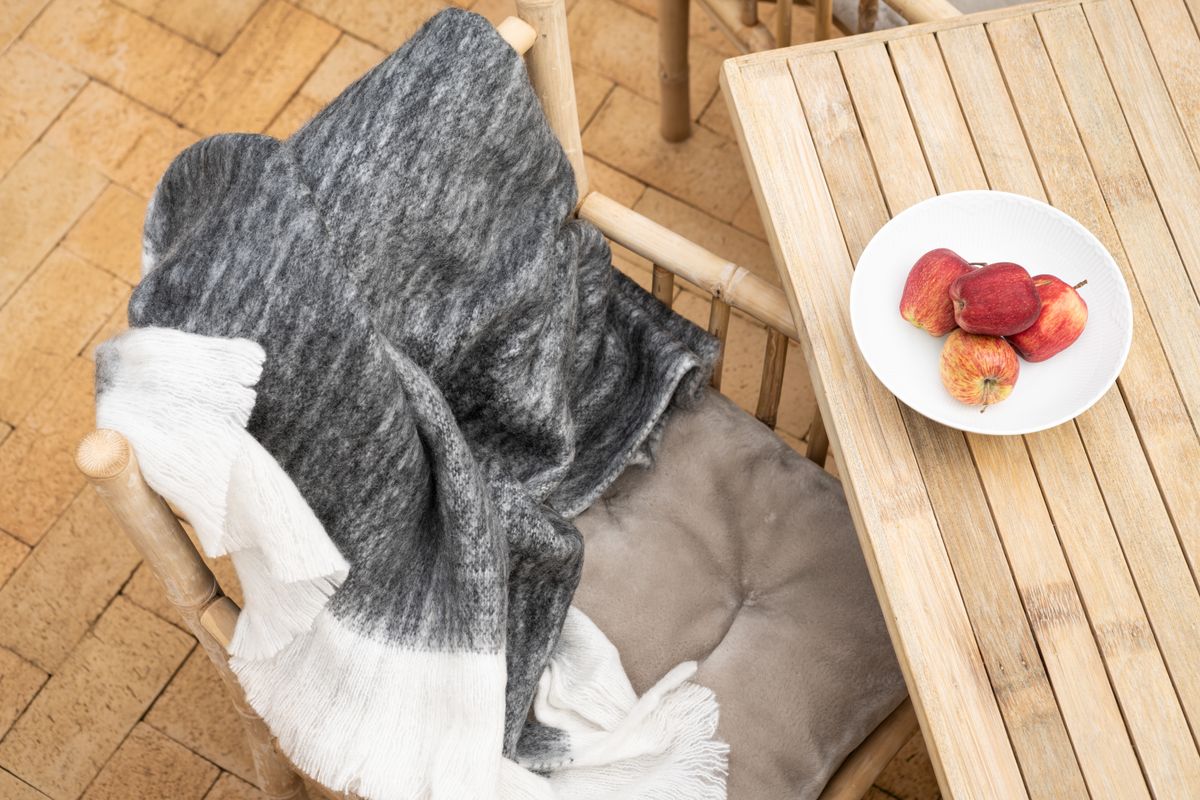Kaste av mohairull Svart