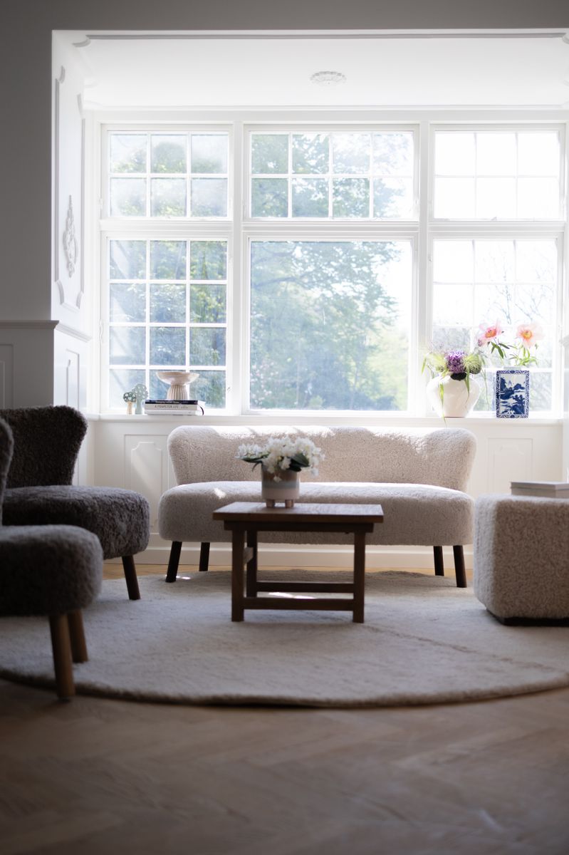 Emanuel Sofa Beige