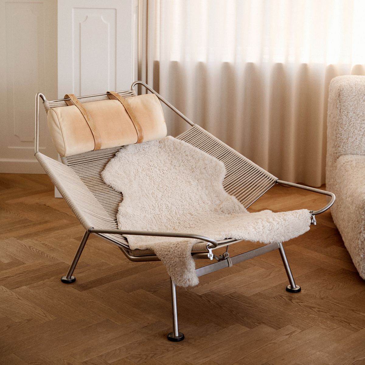 Saueskinn | Korthåret | New Zealand | 115x60 cm Koksgrå