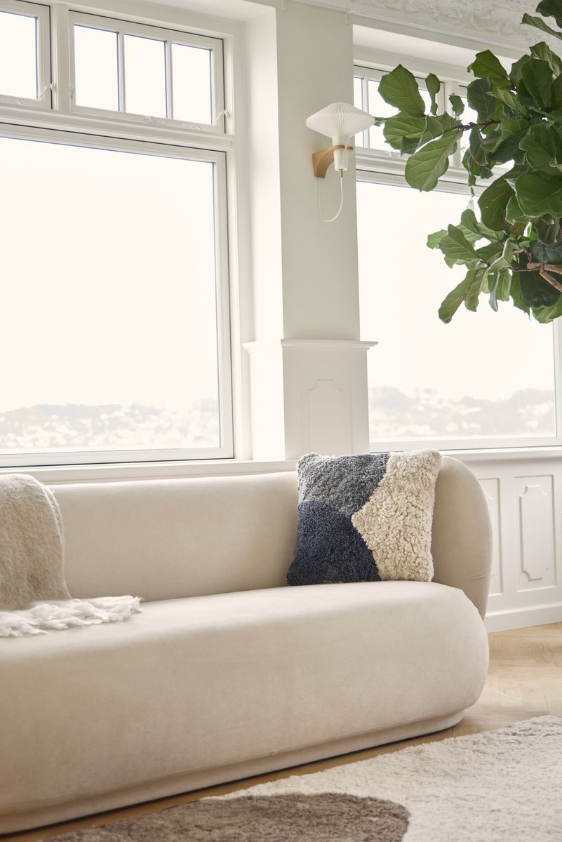 Pute i kort ull av saueskinn