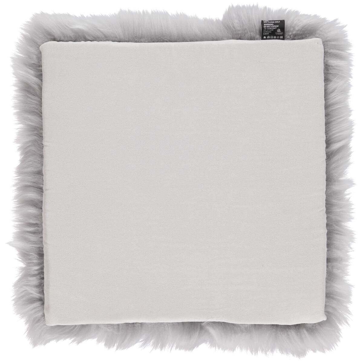 Setepute m/fyll | Langhåret | New Zealand | 37x37 cm Lys Grå