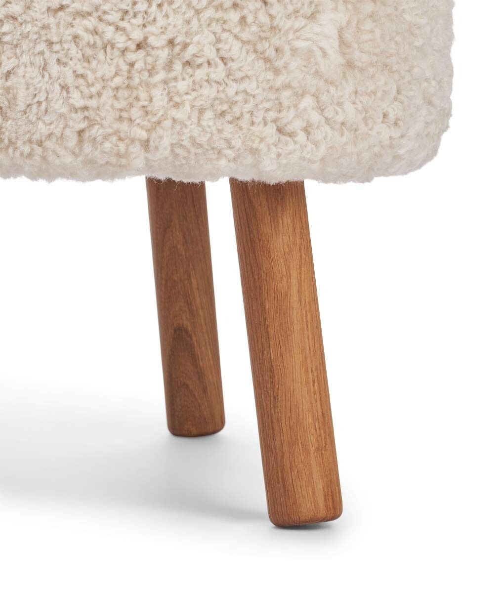 Emil Lounge Chair | Kort ull Perle