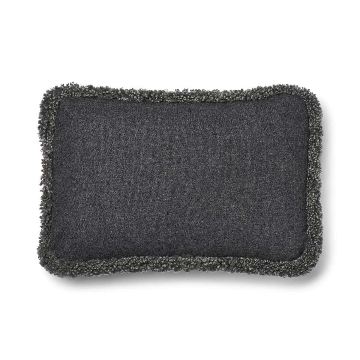 Classic Collection | Ullpute | Korthåret | Dobbeltsidig | 52x52 cm | 34x52 cm Mørkegrå / Grå