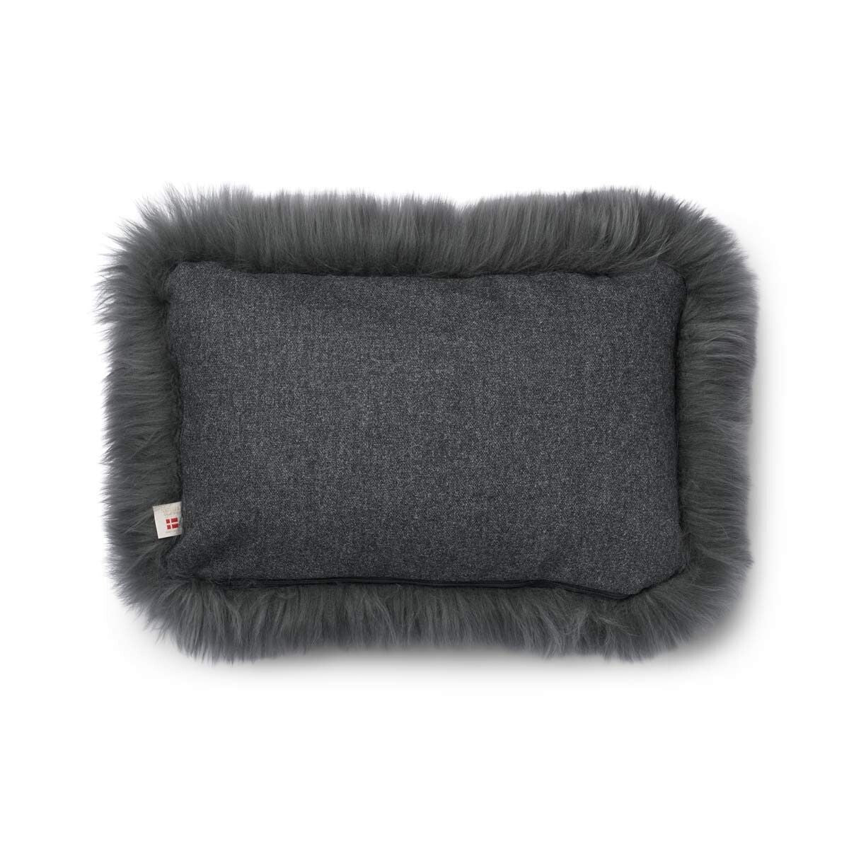 Classic Collection | Ullpute | Langhåret | 52x52 cm | 34x52 cm Mørkegrå / Stålgrå