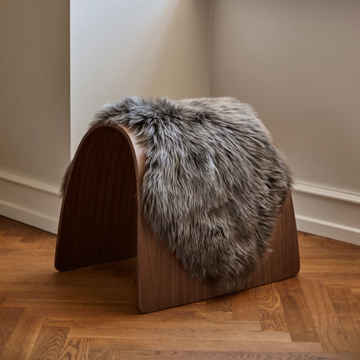 Sheep Stool cover | Langhåret | New Zealand Svart