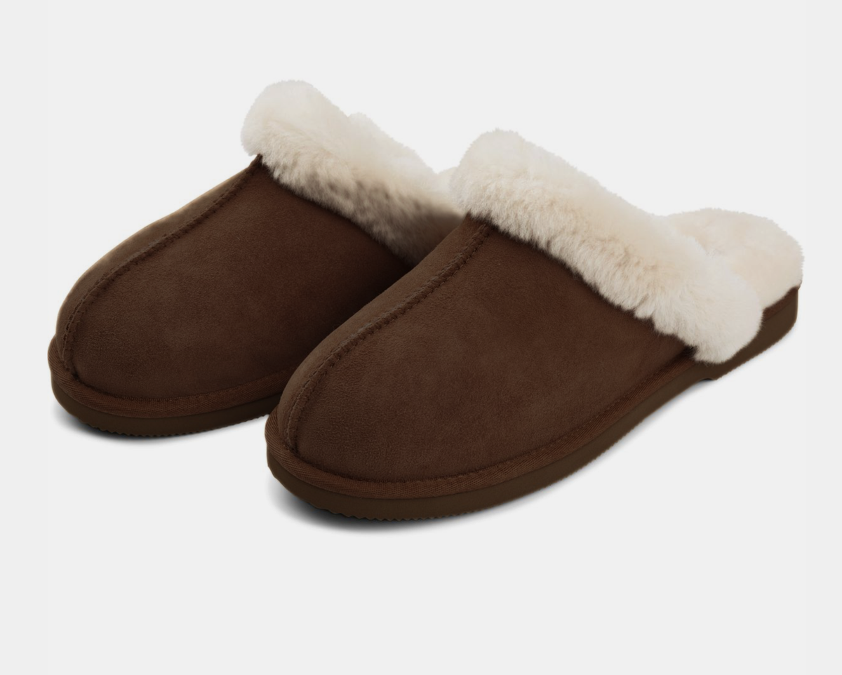 Fluffy krøllete tøfler Sjokolade