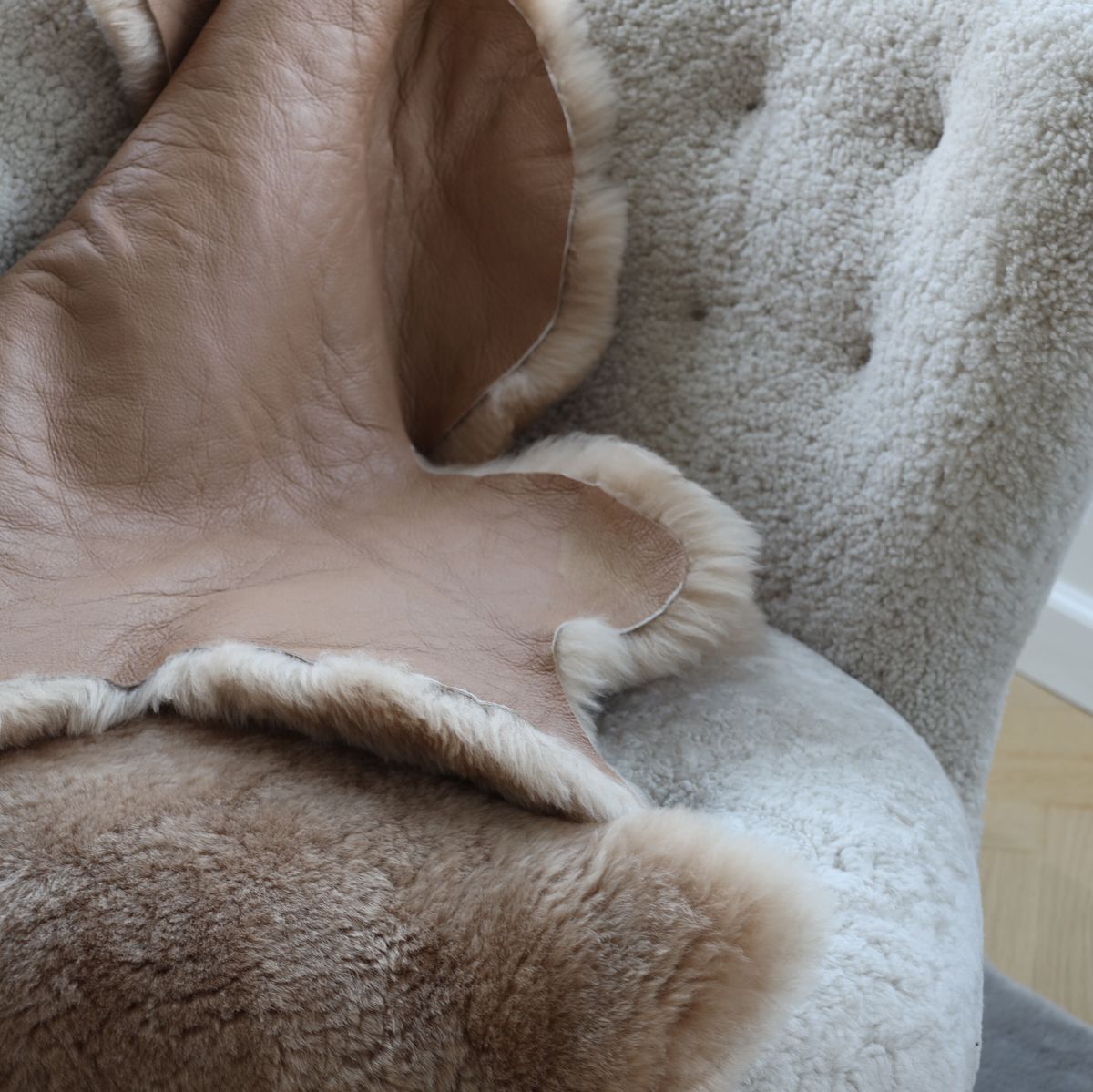 Saueskinn | Double Face | Australia | 90x60 cm Svart