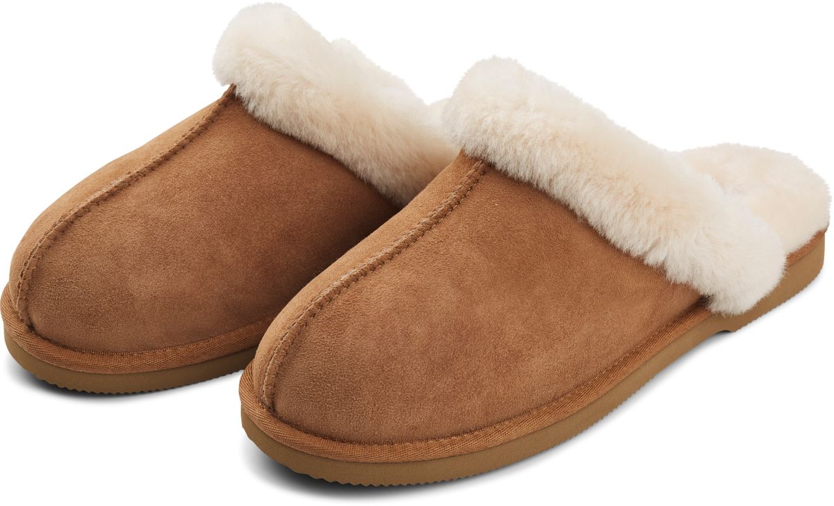 Fluffy krøllete tøfler
